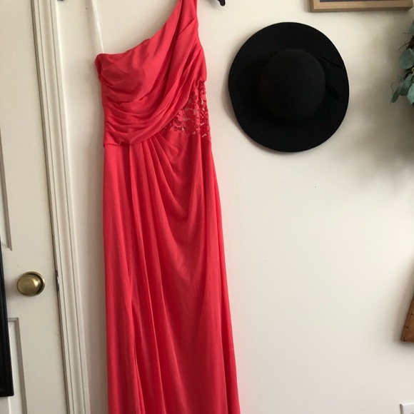 David's Bridal Dresses & Skirts - Coral Prom Dress David's Bridal Dresses & Skirts - Coral Prom Dress